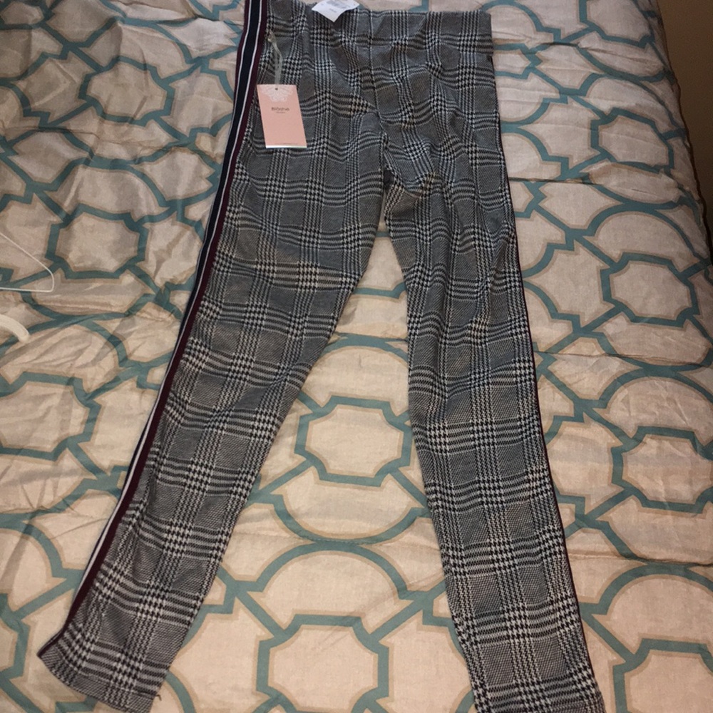 Black and white pants